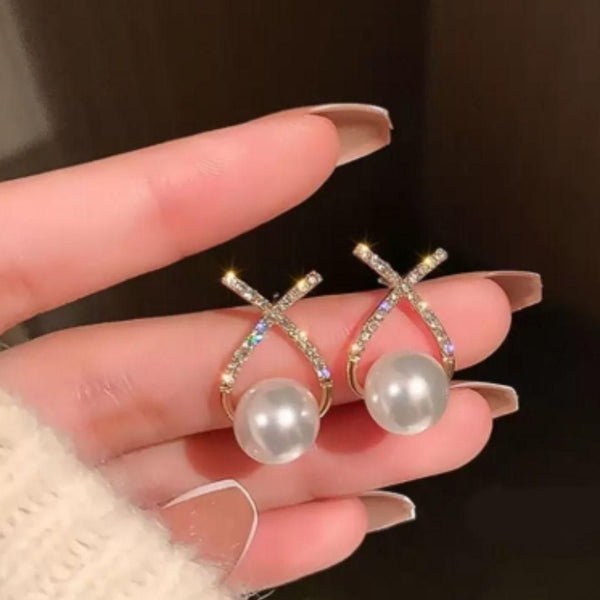 Korean Studded Cross Pearl Stud Earrings 1pas00-1a